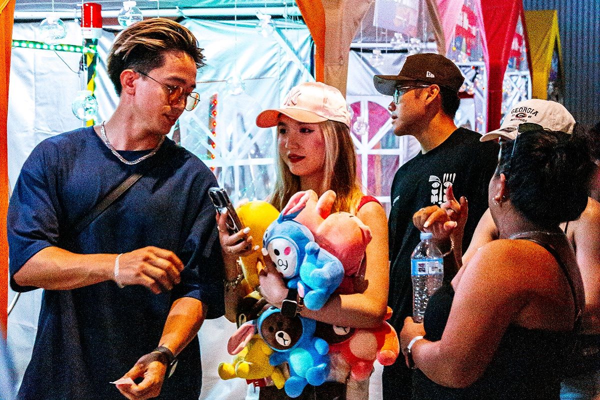 Alien Night Market Games and Contests (1)